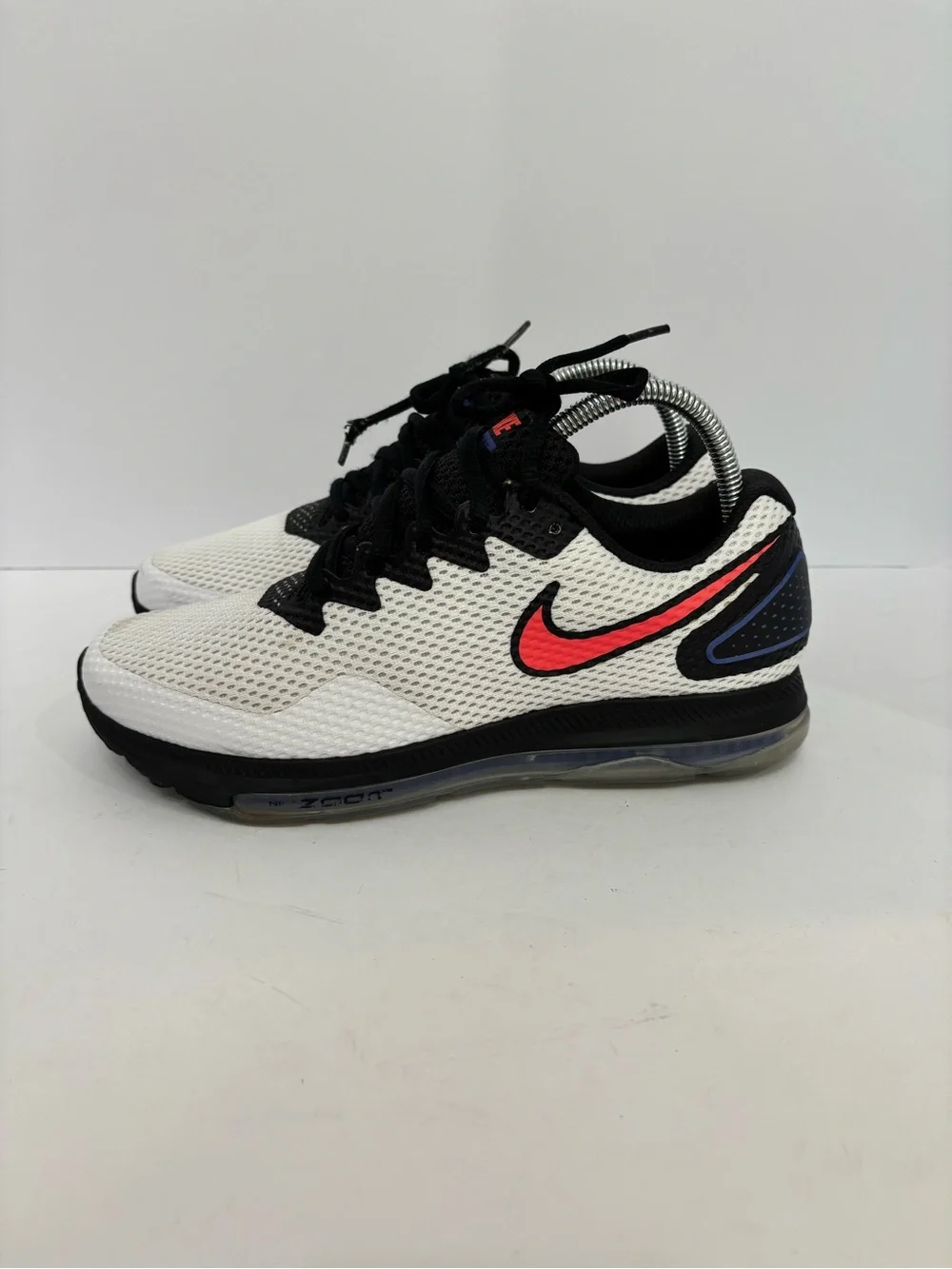 Nike Zoom All Out size 9
